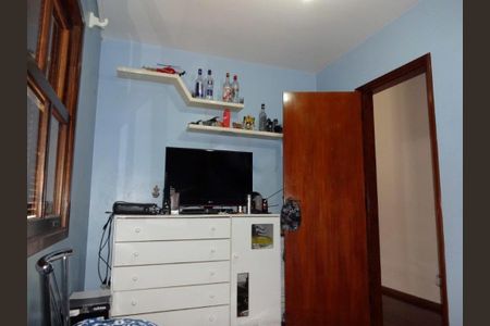Casa à venda com 4 quartos, 130m² em Jardim Ester Yolanda, São Paulo