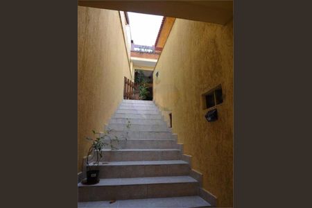Casa à venda com 130m², 4 quartos e 2 vagas