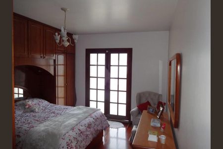 Casa à venda com 4 quartos, 130m² em Jardim Ester Yolanda, São Paulo
