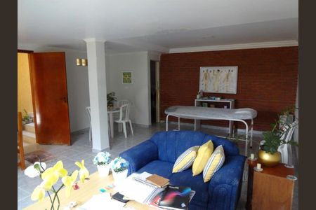 Casa à venda com 130m², 4 quartos e 2 vagas
