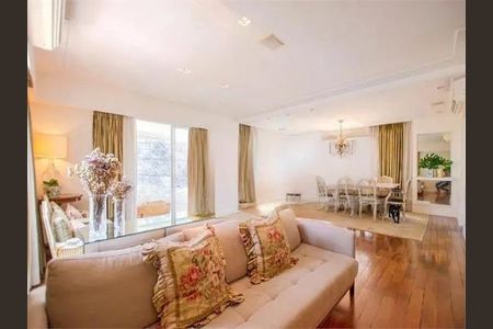 Apartamento para alugar com 214m², 4 quartos e 4 vagas Apartamento para alugar com 214m², 4 quartos e 4 vagasSala