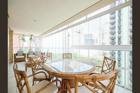 Varanda de apartamento para alugar com 4 quartos, 214m² em Indianópolis, São Paulo