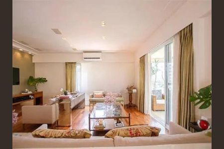 Sala de apartamento para alugar com 4 quartos, 214m² em Indianópolis, São Paulo