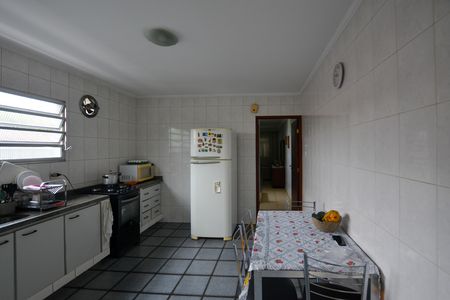Casa para alugar com 150m², 2 quartos e sem vaga Casa para alugar com 150m², 2 quartos e sem vagaCOZINHA