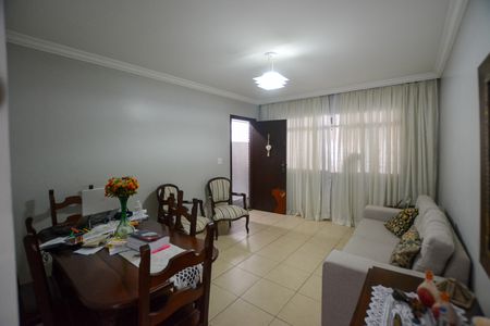 Casa para alugar com 150m², 2 quartos e sem vaga Casa para alugar com 150m², 2 quartos e sem vagaSALA