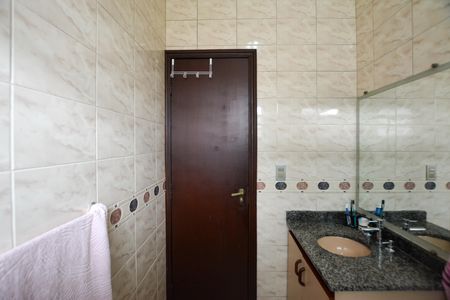 Casa para alugar com 150m², 2 quartos e sem vaga Casa para alugar com 150m², 2 quartos e sem vagaBANHEIRO