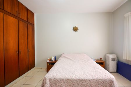 Casa para alugar com 150m², 2 quartos e sem vaga Casa para alugar com 150m², 2 quartos e sem vagaQUARTO 1