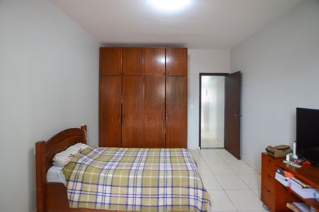 Casa para alugar com 150m², 2 quartos e sem vaga Casa para alugar com 150m², 2 quartos e sem vagaQUARTO 2