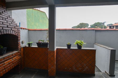 Casa para alugar com 150m², 2 quartos e sem vaga Casa para alugar com 150m², 2 quartos e sem vagaCHURRASQUEIRA