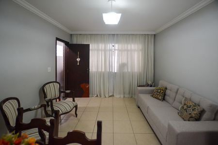 SALA de casa para alugar com 2 quartos, 150m² em Jardim Ouro Preto, São Paulo