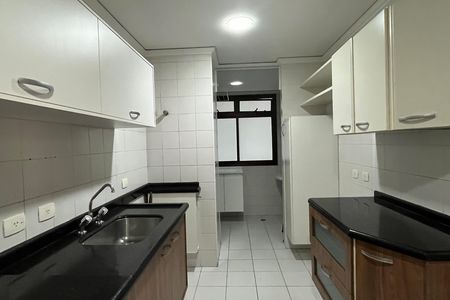 Apartamento para alugar com 108m², 3 quartos e 1 vagaCozinha e Área de Serviço
