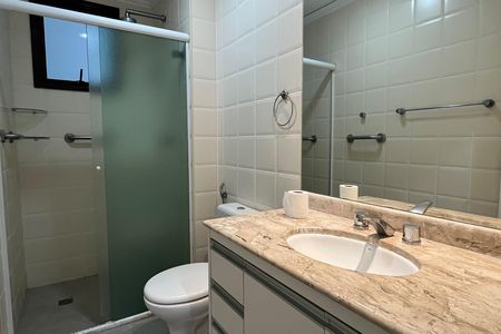 Apartamento para alugar com 108m², 3 quartos e 1 vagaBanheiro da Suíte