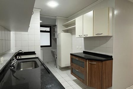 Apartamento para alugar com 108m², 3 quartos e 1 vagaCozinha e Área de Serviço