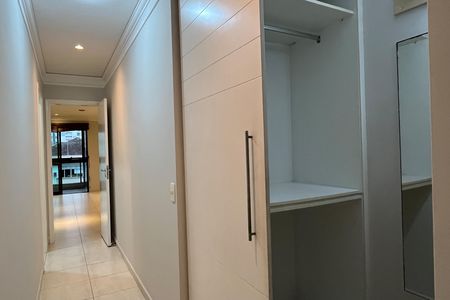 Apartamento para alugar com 108m², 3 quartos e 1 vagaCorredor