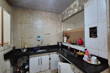 Casa à venda com 126m², 3 quartos e 2 vagas Casa à venda com 126m², 3 quartos e 2 vagasCozinha