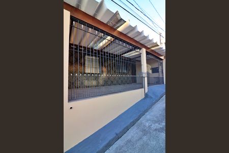 Casa para alugar com 55m², 2 quartos e 1 vagaFachada