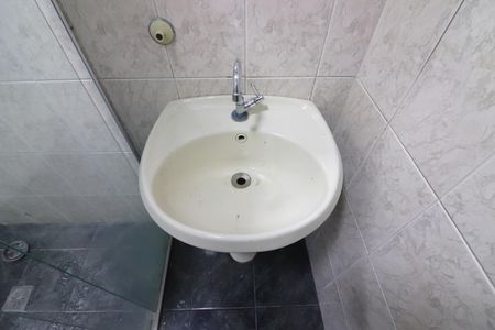 Casa para alugar com 55m², 2 quartos e 1 vagaBanheiro Social