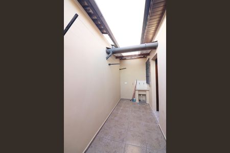Casa para alugar com 55m², 2 quartos e 1 vagaÁrea de Serviço