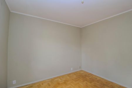 Casa para alugar com 150m², 5 quartos e 4 vagas Casa para alugar com 150m², 5 quartos e 4 vagasQuarto