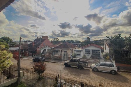 Casa para alugar com 150m², 5 quartos e 4 vagas Casa para alugar com 150m², 5 quartos e 4 vagasVista