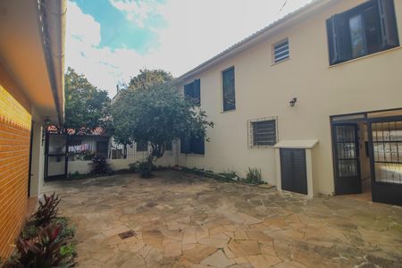 Casa para alugar com 150m², 5 quartos e 4 vagas Casa para alugar com 150m², 5 quartos e 4 vagasQuintal