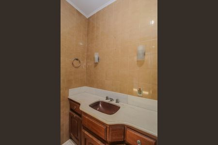 Casa para alugar com 150m², 5 quartos e 4 vagas Casa para alugar com 150m², 5 quartos e 4 vagasBanheiro da Suíte