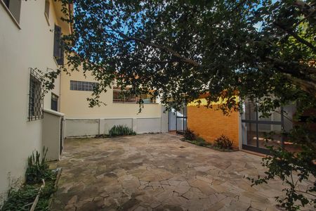 Casa para alugar com 150m², 5 quartos e 4 vagas Casa para alugar com 150m², 5 quartos e 4 vagasQuintal