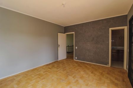 Casa para alugar com 150m², 5 quartos e 4 vagas Casa para alugar com 150m², 5 quartos e 4 vagasSuite