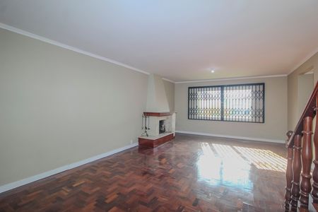 Casa para alugar com 150m², 5 quartos e 4 vagas Casa para alugar com 150m², 5 quartos e 4 vagasSala