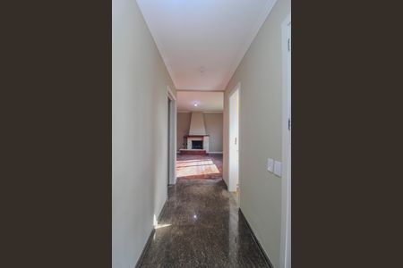 Casa para alugar com 150m², 5 quartos e 4 vagas Casa para alugar com 150m², 5 quartos e 4 vagasSala