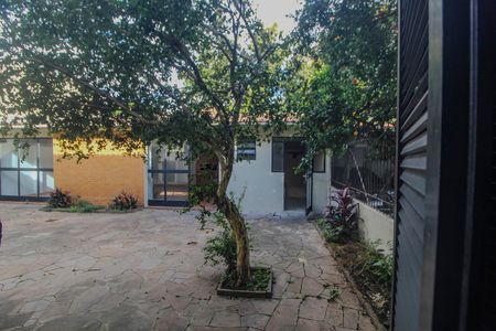 Casa para alugar com 150m², 5 quartos e 4 vagas Casa para alugar com 150m², 5 quartos e 4 vagasVista