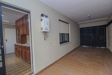 Casa para alugar com 150m², 5 quartos e 4 vagas Casa para alugar com 150m², 5 quartos e 4 vagasGaragem