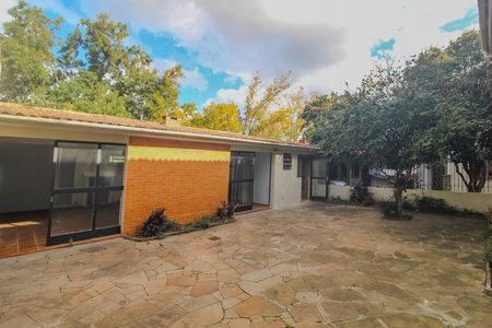 Casa para alugar com 150m², 5 quartos e 4 vagas Casa para alugar com 150m², 5 quartos e 4 vagasQuintal