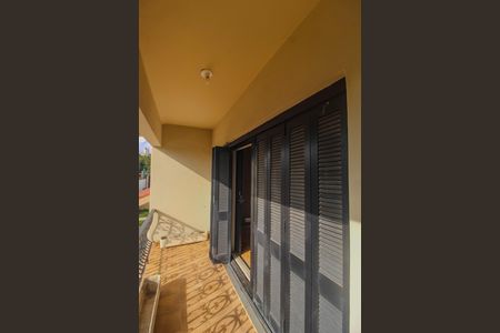 Casa para alugar com 150m², 5 quartos e 4 vagas Casa para alugar com 150m², 5 quartos e 4 vagasSacada