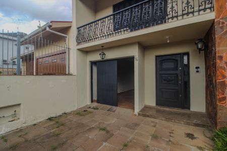 Casa para alugar com 150m², 5 quartos e 4 vagas Casa para alugar com 150m², 5 quartos e 4 vagasJardim