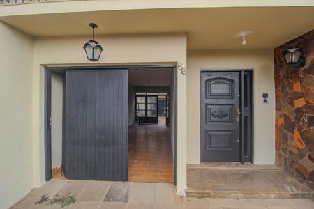 Casa para alugar com 150m², 5 quartos e 4 vagas Casa para alugar com 150m², 5 quartos e 4 vagasJardim