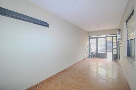 Casa para alugar com 150m², 5 quartos e 4 vagas Casa para alugar com 150m², 5 quartos e 4 vagasGaragem