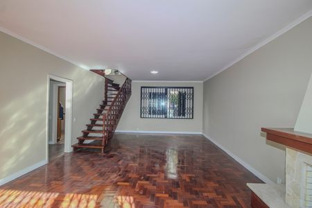 Casa para alugar com 150m², 5 quartos e 4 vagas Casa para alugar com 150m², 5 quartos e 4 vagasSala