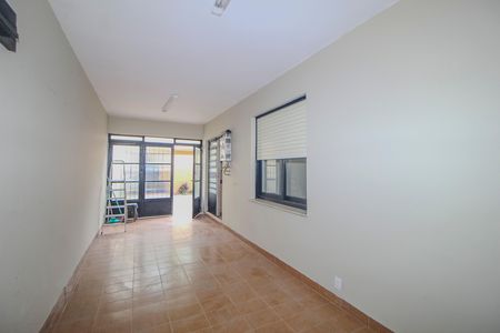 Casa para alugar com 150m², 5 quartos e 4 vagas Casa para alugar com 150m², 5 quartos e 4 vagasGaragem