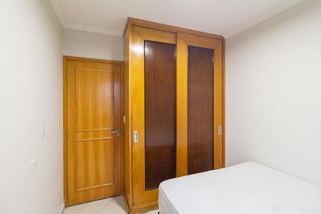 Apartamento para alugar com 73m², 3 quartos e 1 vaga Apartamento para alugar com 73m², 3 quartos e 1 vagaQuarto 2