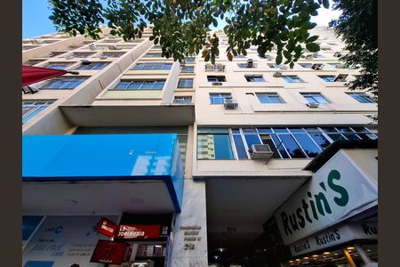 Apartamento para alugar com 63m², 2 quartos e sem vaga Apartamento para alugar com 63m², 2 quartos e sem vagaFachada