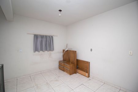 Casa à venda com 128m², 3 quartos e 2 vagas Casa à venda com 128m², 3 quartos e 2 vagasSala Edícula