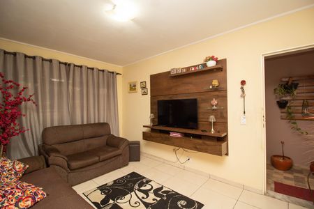 Sala de casa à venda com 3 quartos, 128m² em Vila Piaui, São Paulo