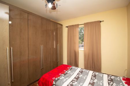 Casa à venda com 128m², 3 quartos e 2 vagas Casa à venda com 128m², 3 quartos e 2 vagasQuarto 2