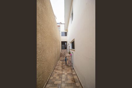 Casa à venda com 128m², 3 quartos e 2 vagas Casa à venda com 128m², 3 quartos e 2 vagasQuintal