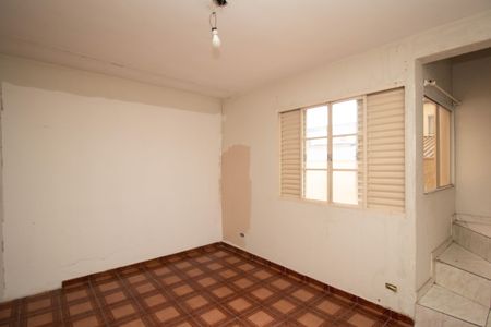 Casa à venda com 128m², 3 quartos e 2 vagas Casa à venda com 128m², 3 quartos e 2 vagasQuarto Edícula