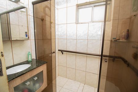 Casa à venda com 128m², 3 quartos e 2 vagas Casa à venda com 128m², 3 quartos e 2 vagasBanheiro