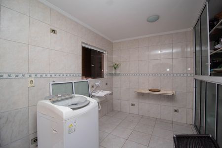 Casa à venda com 128m², 3 quartos e 2 vagas Casa à venda com 128m², 3 quartos e 2 vagasÁrea de Serviço