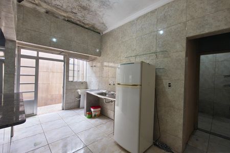 Casa para alugar com 50m², 0 quarto e 1 vaga Casa para alugar com 50m², 0 quarto e 1 vagaCozinha
