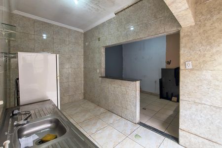 Casa para alugar com 50m², 0 quarto e 1 vaga Casa para alugar com 50m², 0 quarto e 1 vagaCozinha